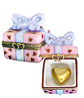 pink gift hearts with heatts Limoges box