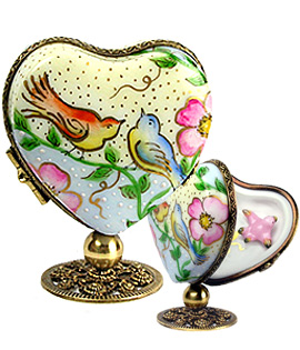 standing heart Limoges box with love birds