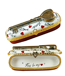 Limoges box key to my heart