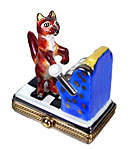 fox playing slot machine Limoges box