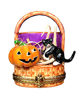 Hallween basket with black cat Limoges box