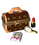 Limoges box Designer travel case with Vogue, mirror, lipstick