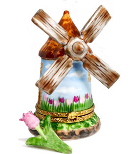 Dutch windmill with removable tulip