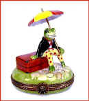 hitch hiking frog with umbrella Limoges box